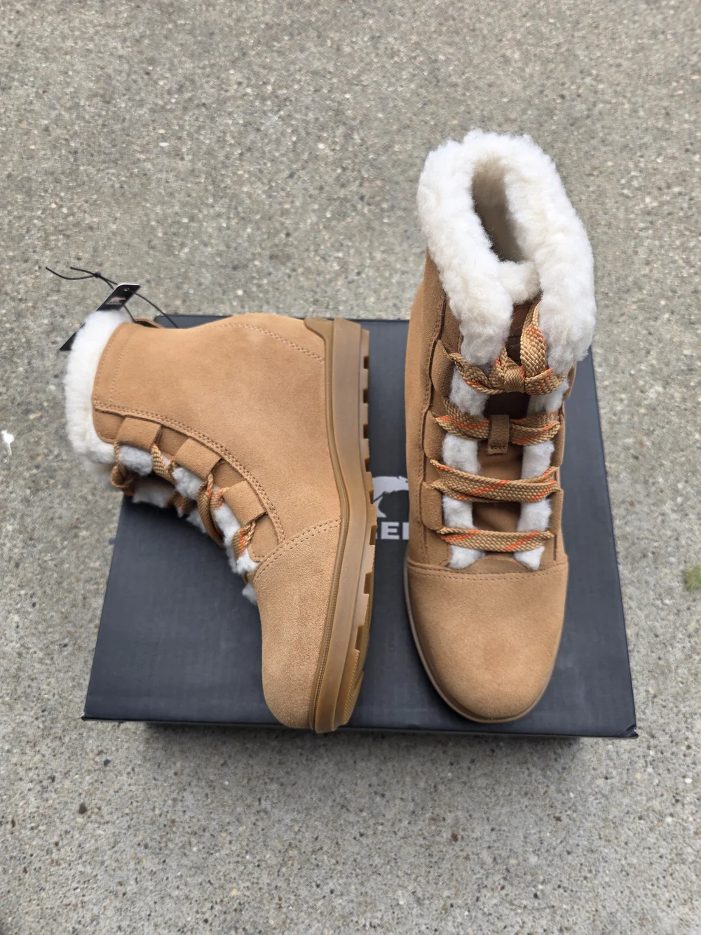 SOREL Evie II Cozy WP Boots Women Size 10